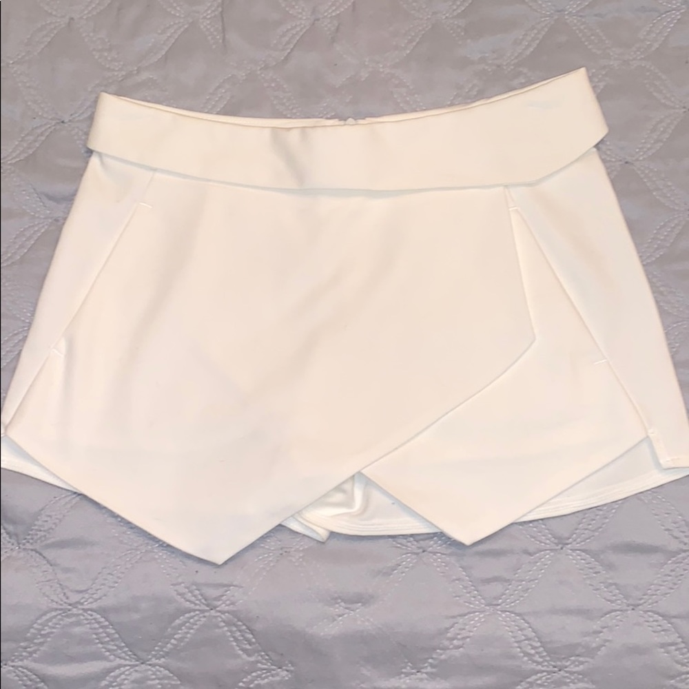 Zara Skort